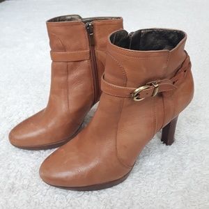 Banana Republic Brown Leather Heels